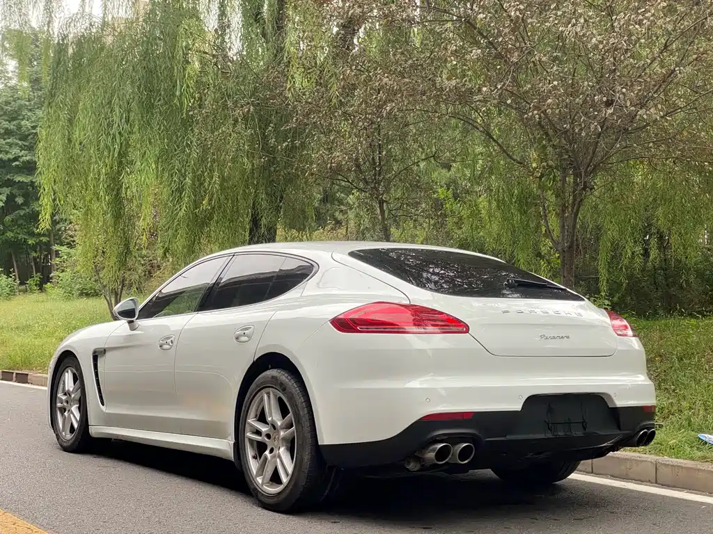 Porsche Panamera 2016 — фото 7