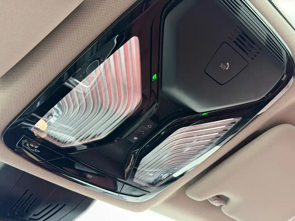 BMW i3 2023 — фото 17