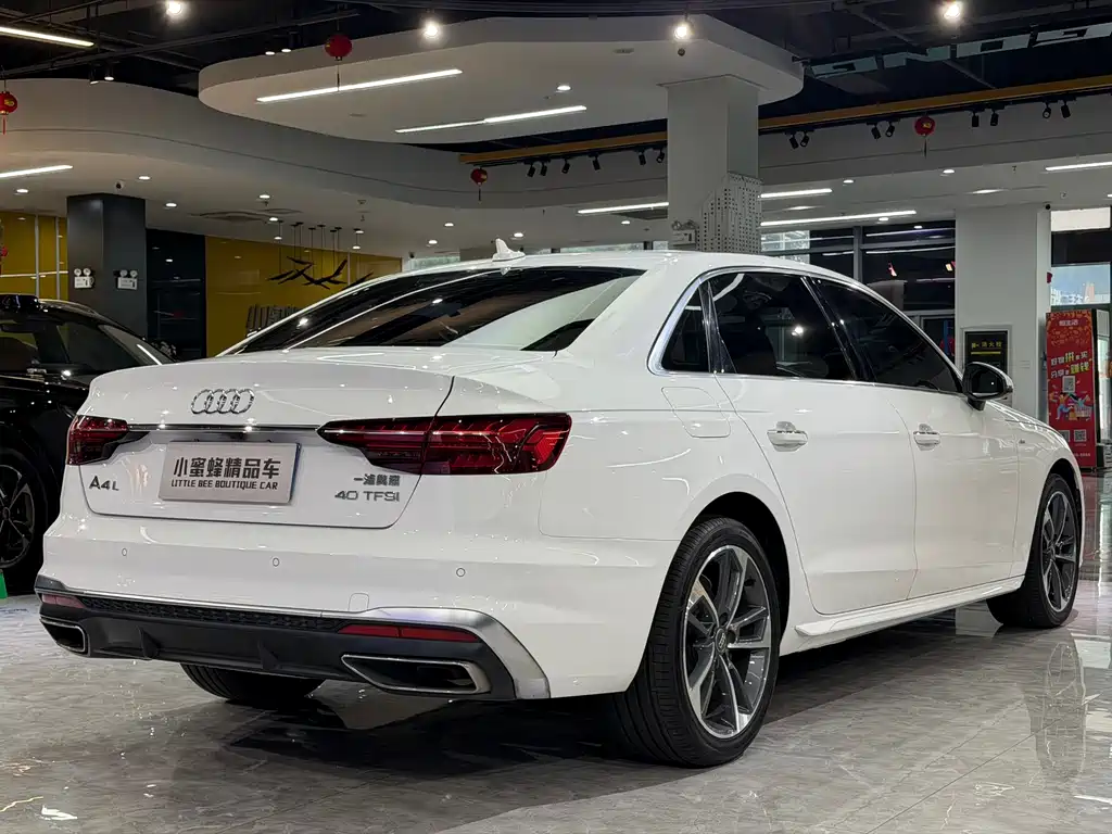 Audi A4L 2021 — фото 16