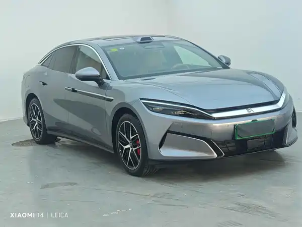 BYD Han L 2025