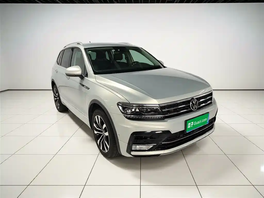Volkswagen Tiguan L 2021 — фото 4