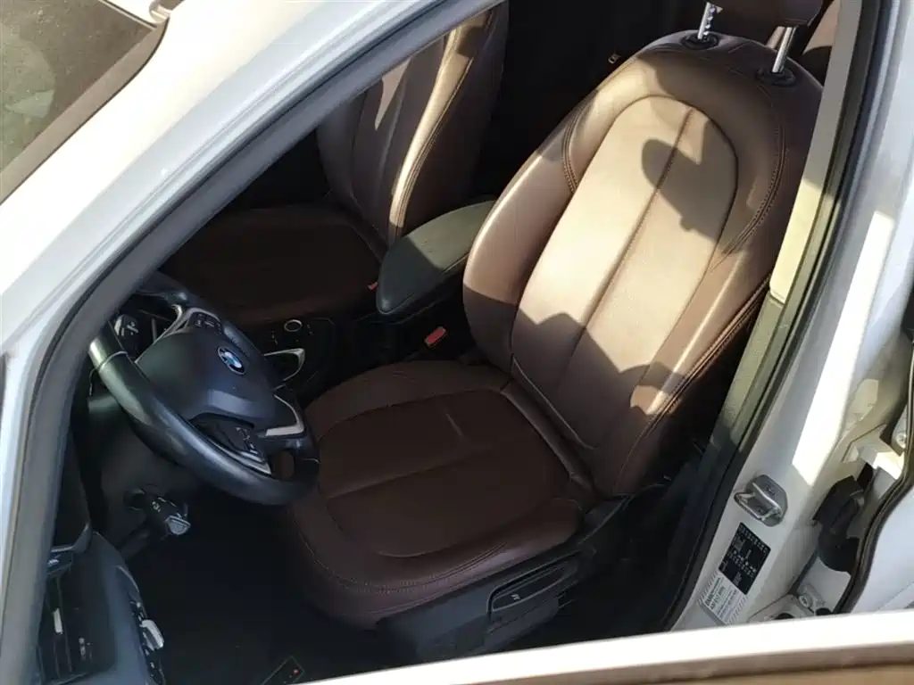 BMW 2 Series Active Tourer 2016 — фото 15