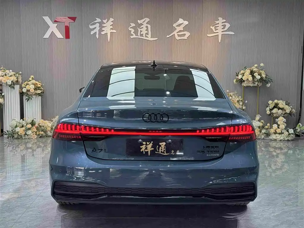 Audi A7L 2023 — фото 23
