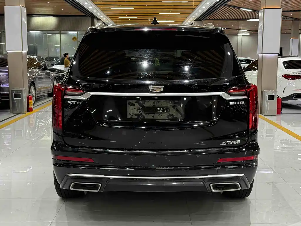 Cadillac XT6 2020 — фото 5