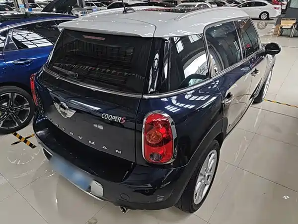 MINI Countryman 2015