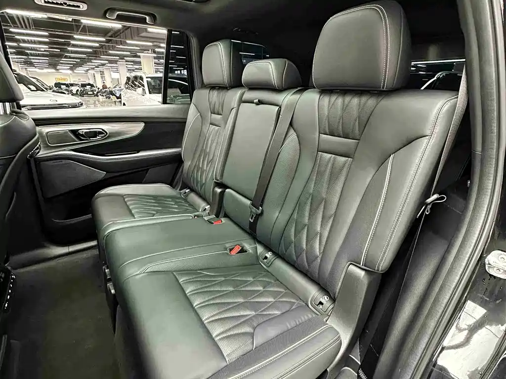 GAC Motor Trumpchi GS8 2022 — фото 30