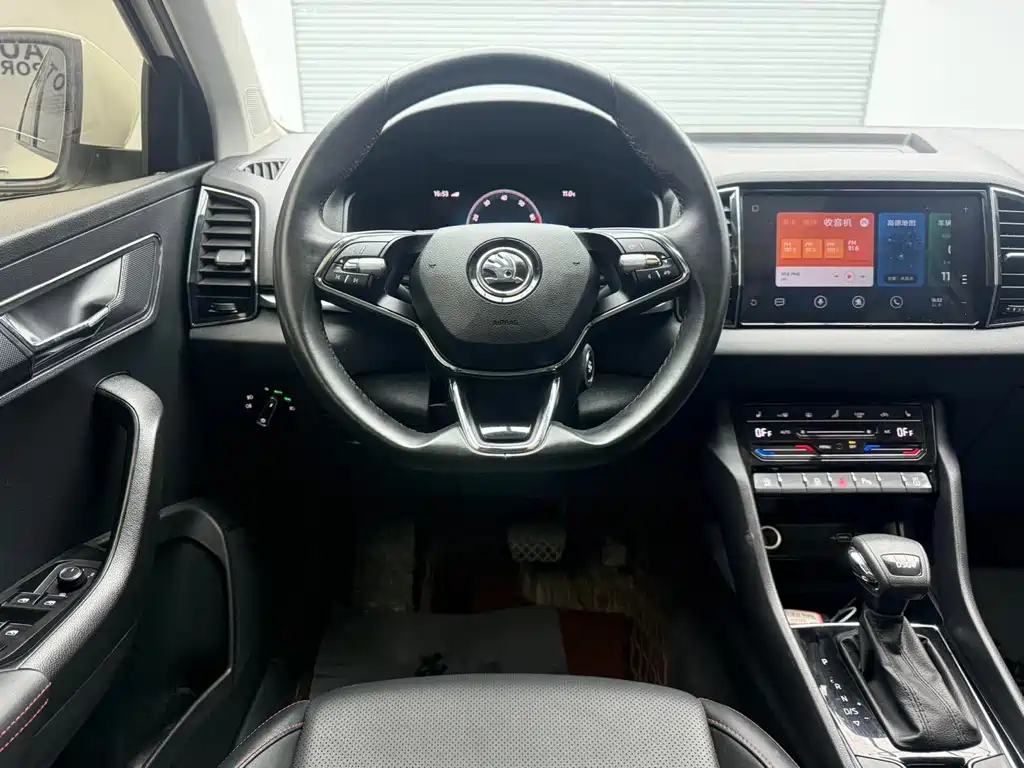 Skoda Karoq 2022 — фото 13