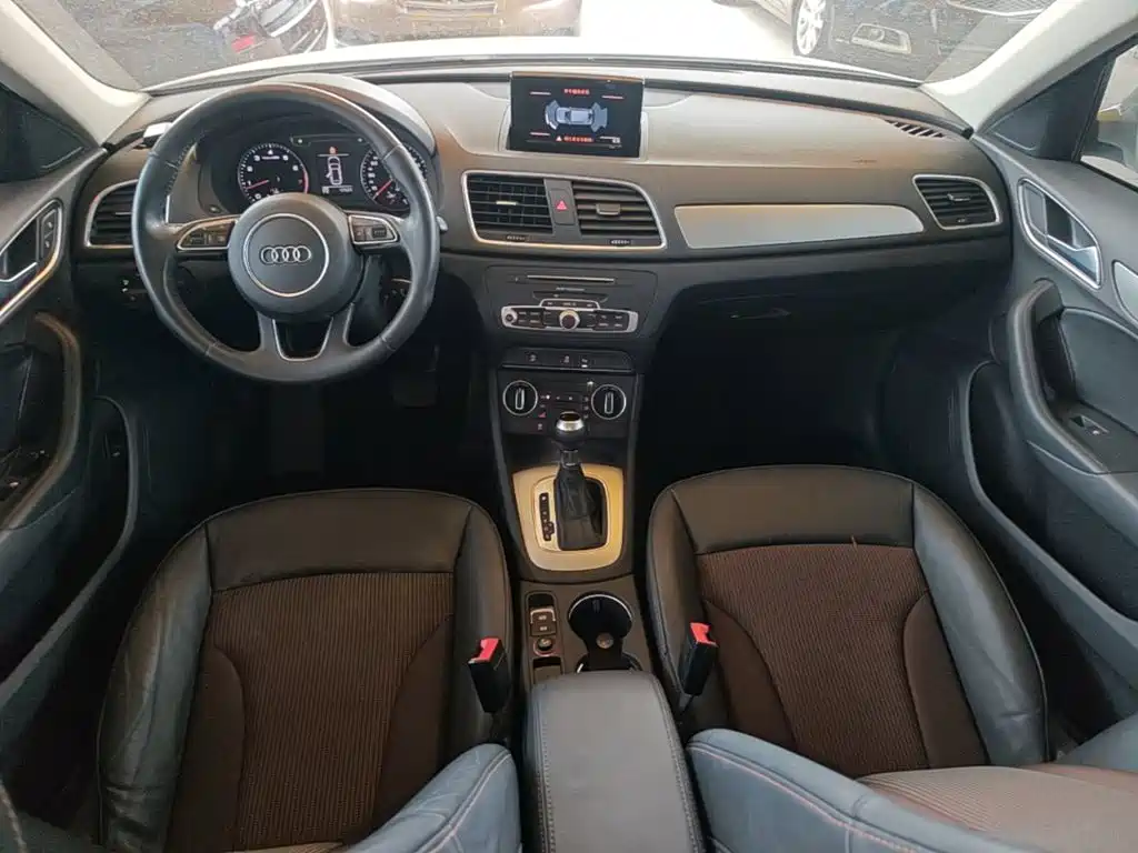 Audi Q3 2017 — фото 10