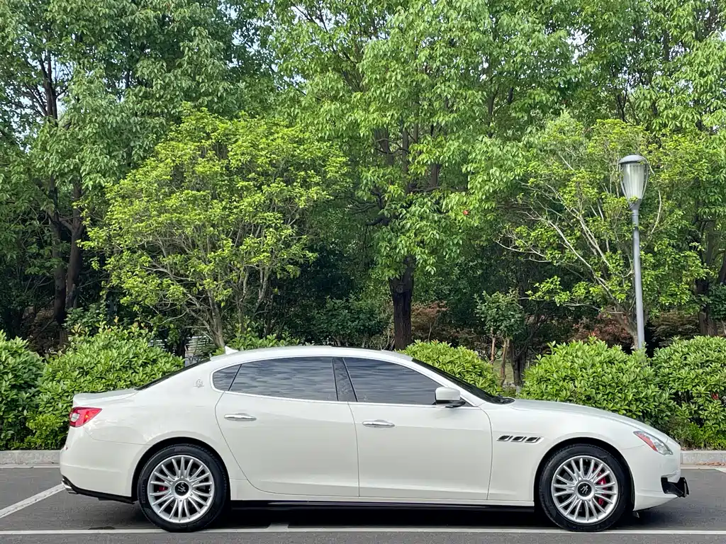 Maserati Quattroporte 2014