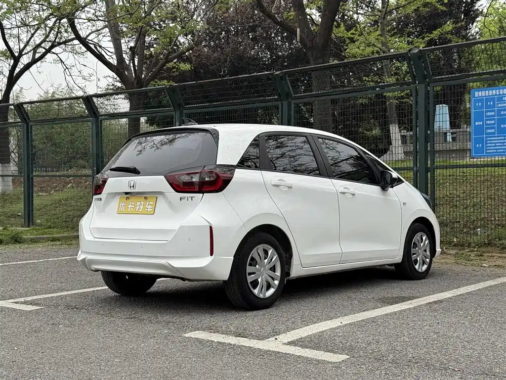 Honda Fit 2022 — фото 4