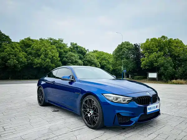 BMW M4 2019