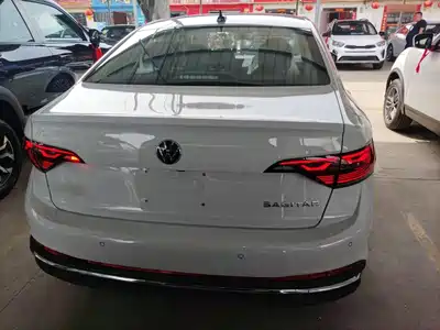 Volkswagen Sagitar 2025