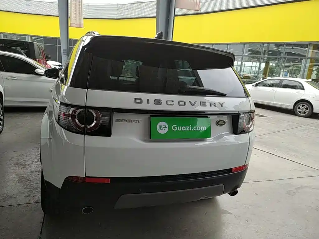 Land Rover Discovery Sport 2018 — фото 6