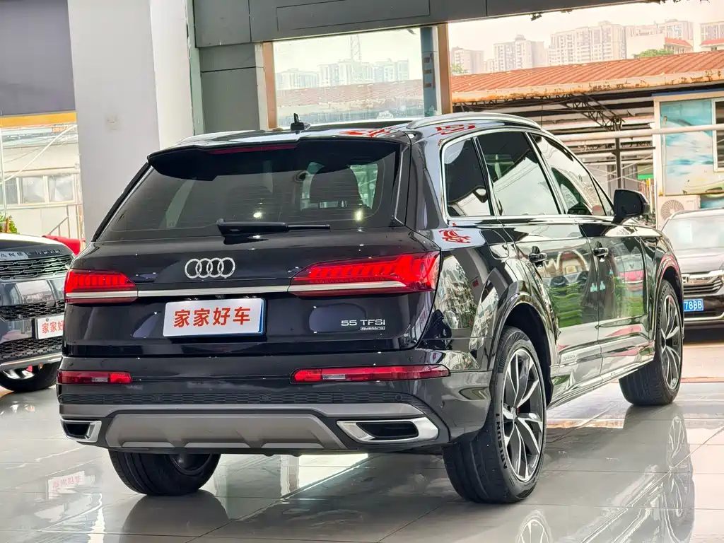 Audi Q7 2020 — фото 20