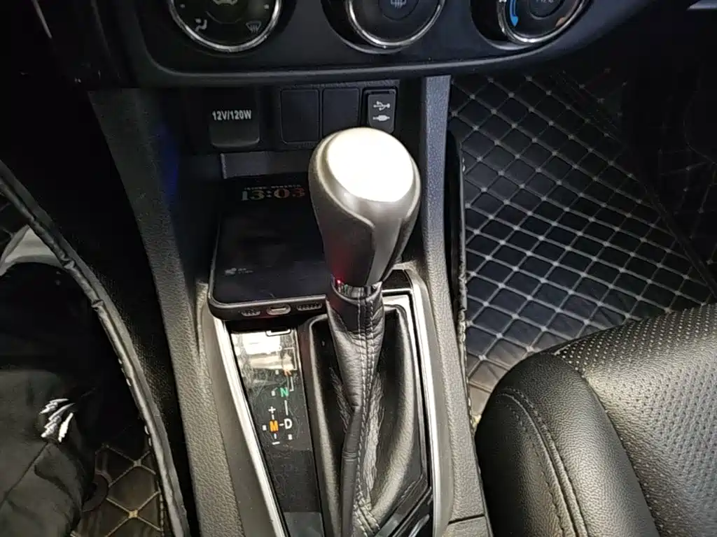 Toyota Levin 2017 — фото 14