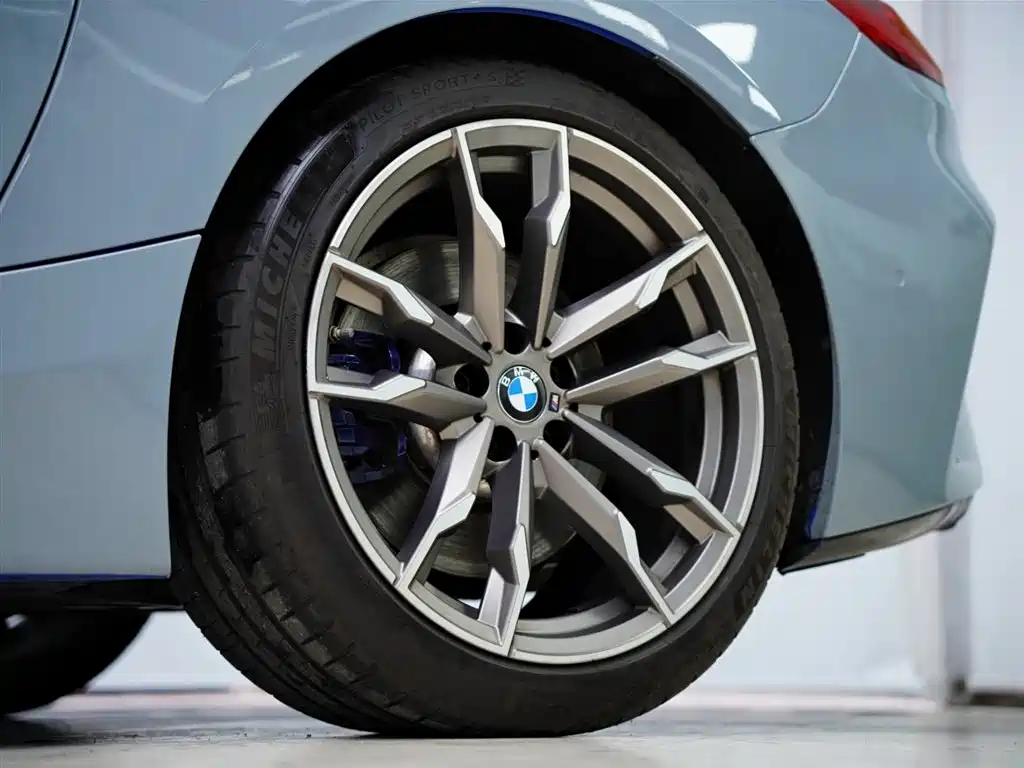 BMW Z4 2020 — фото 23