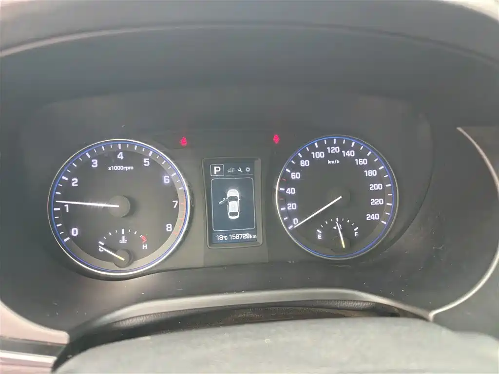 Hyundai Mistra 2016 — фото 12