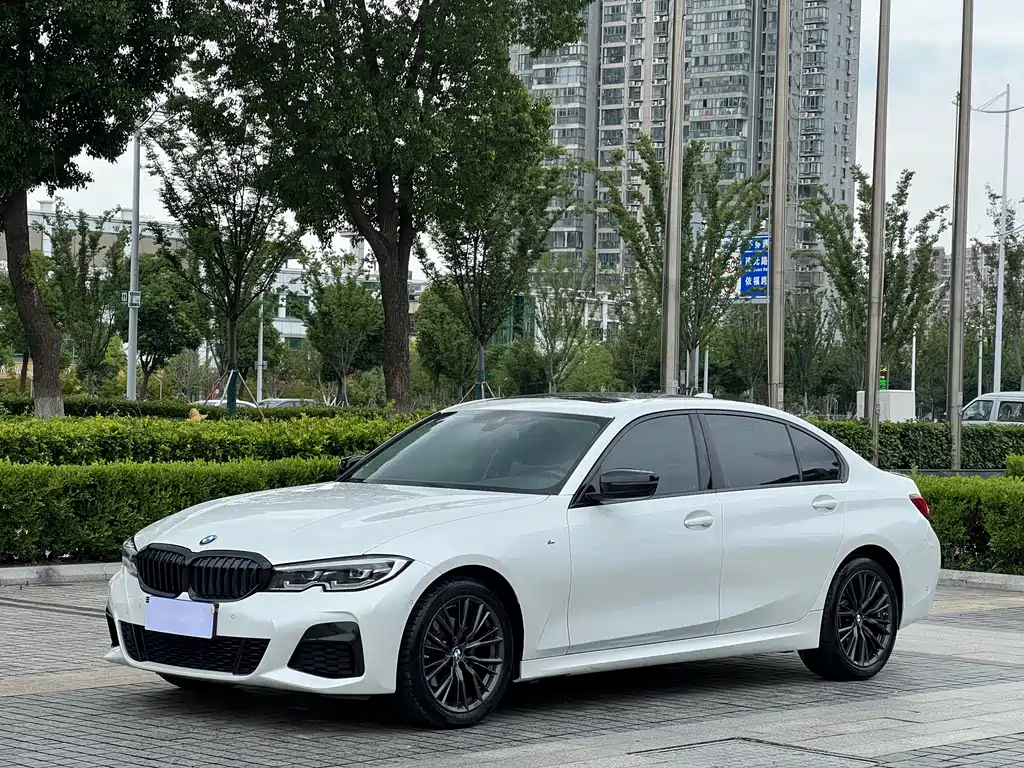 BMW 3 Series 2022