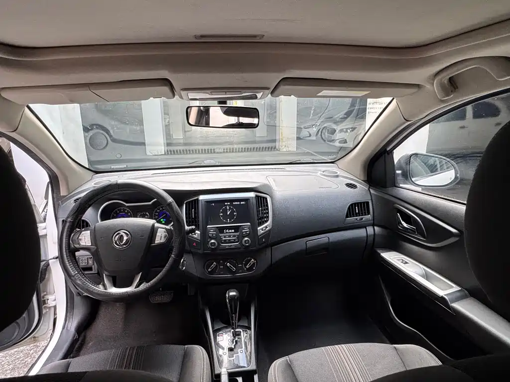 Dongfeng Aeolus AX3 2016 — фото 6