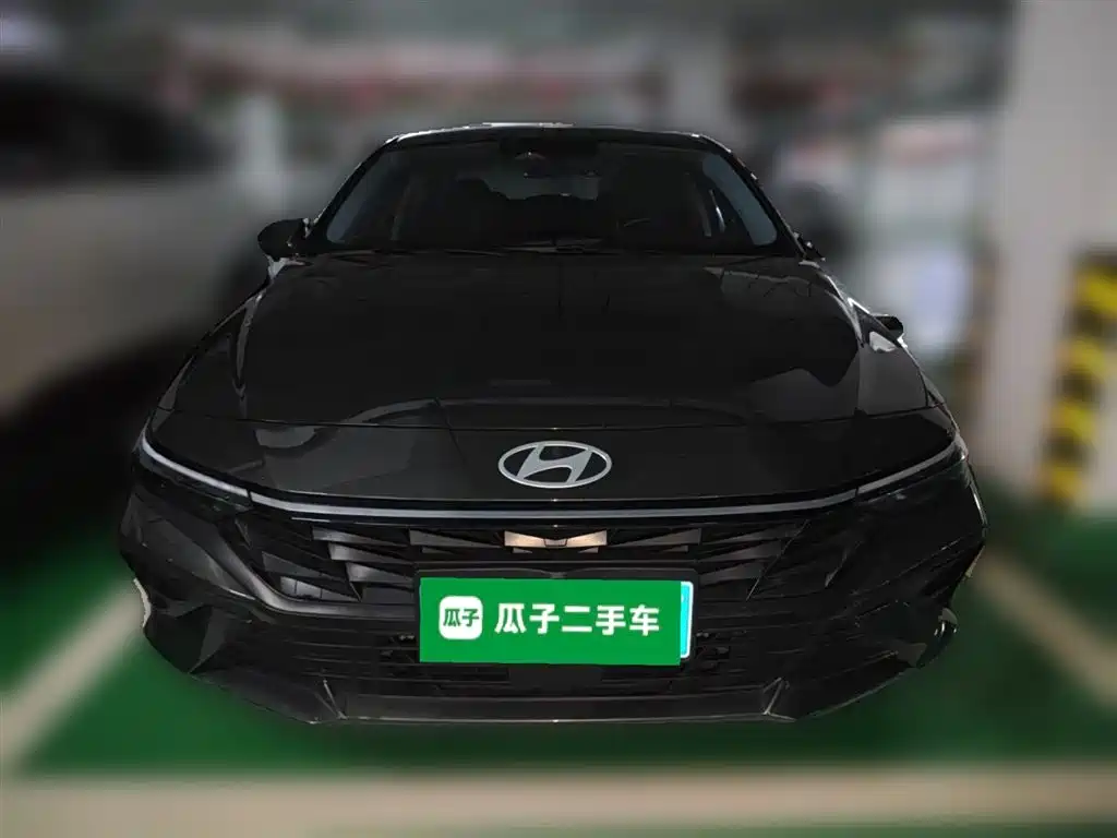 Hyundai Elantra 2024 — фото 3