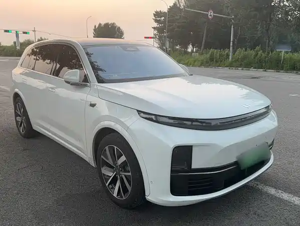 Li Auto L7 2023