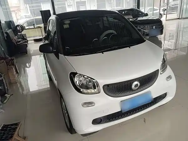 smart fortwo 2018