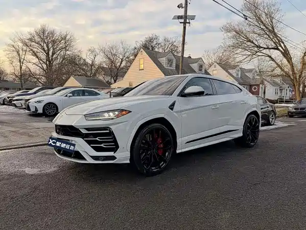 Lamborghini Urus 2019