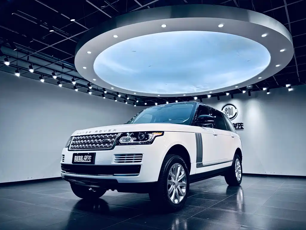 Land Rover Range Rover 2017 — фото 1