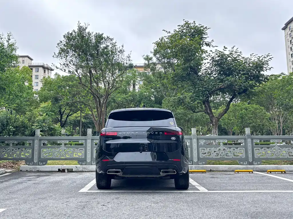 Land Rover Sport 2024