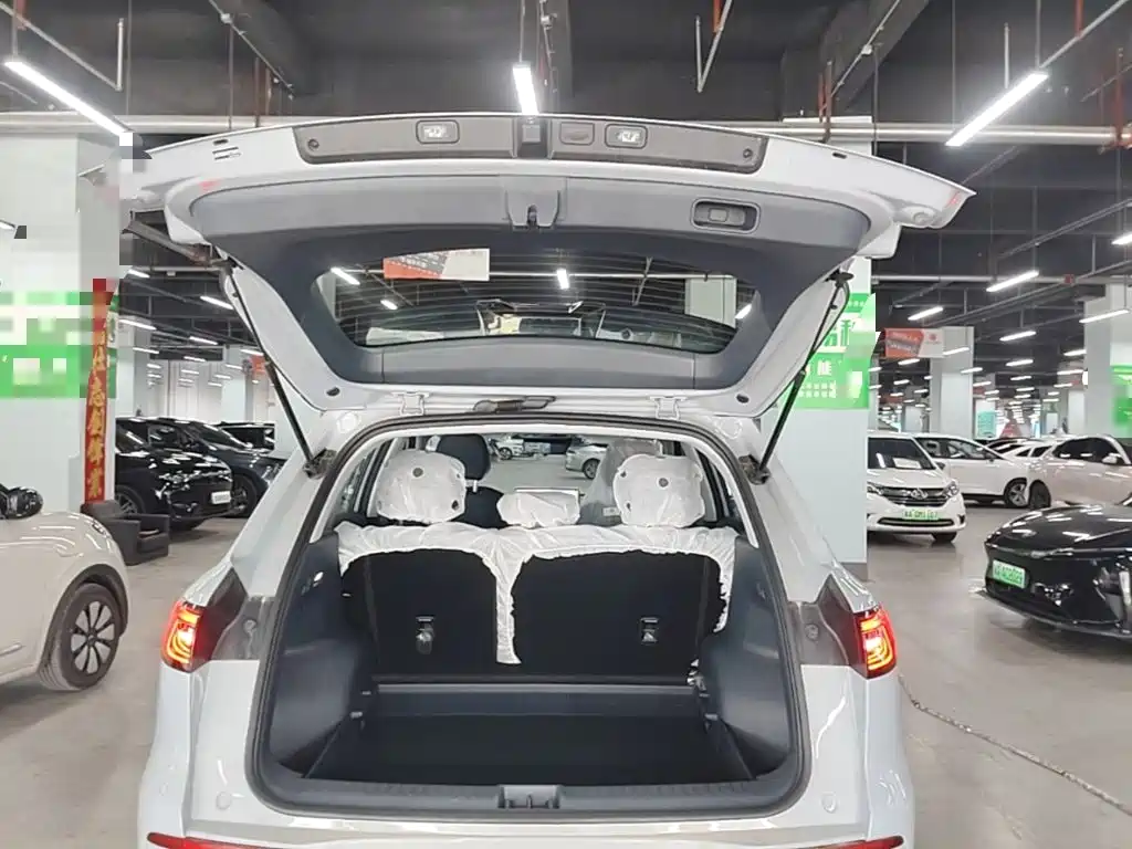 Geely Galaxy E5 2026 — фото 19