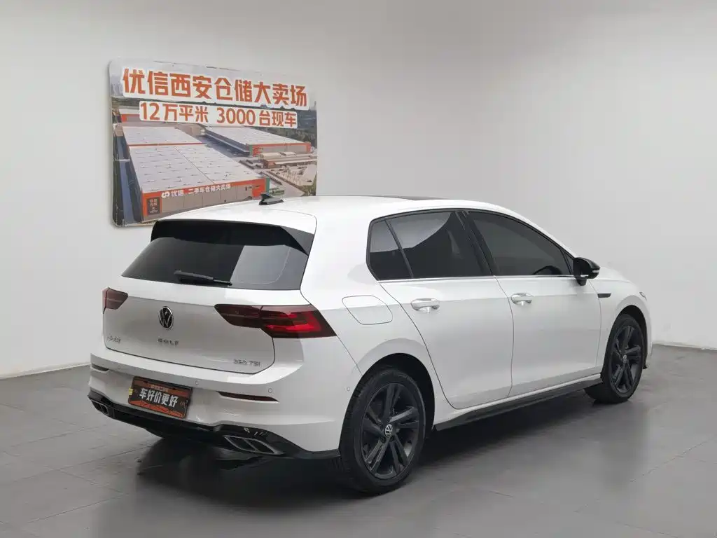 Volkswagen Golf 2023