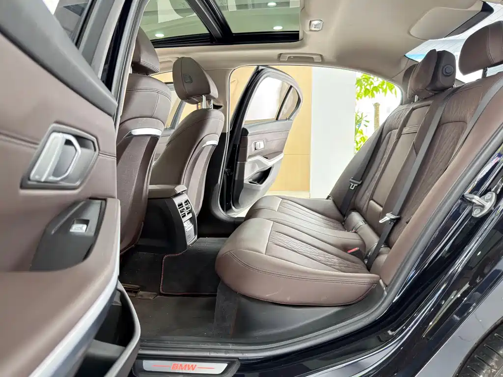 BMW i3 2022 — фото 11