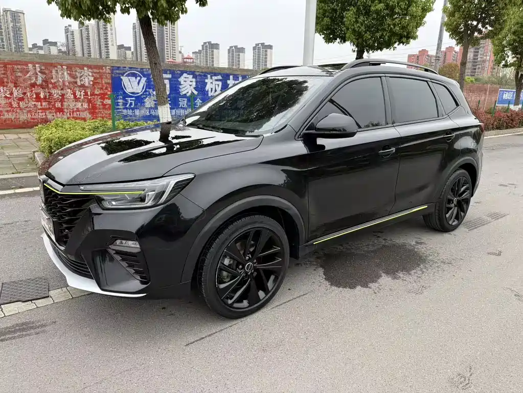 Roewe RX5 2021 — фото 1