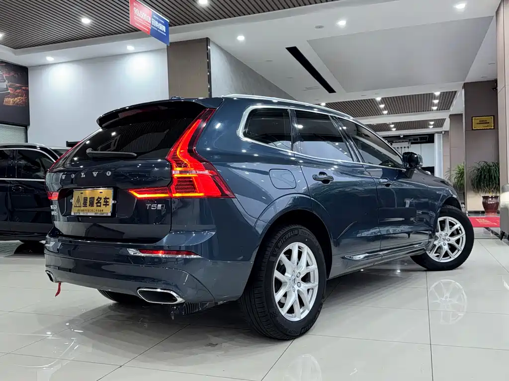 Volvo XC60 2020 — фото 33
