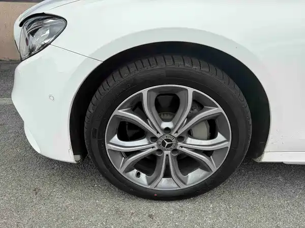 Mercedes-Benz E-Class 2018
