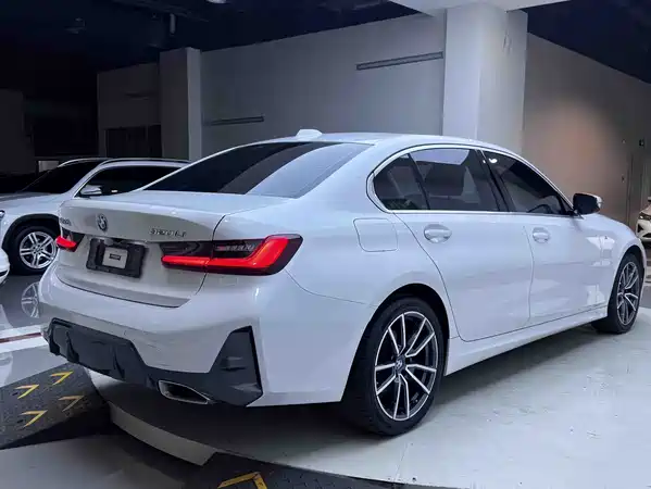 BMW 3 Series 2023