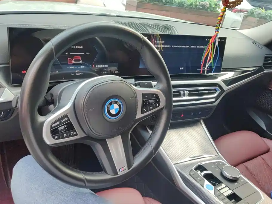 BMW i3 2022 — фото 12