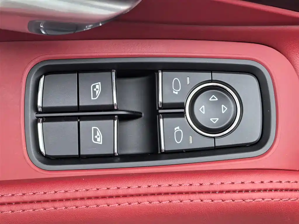 Porsche 718 2025 — фото 15