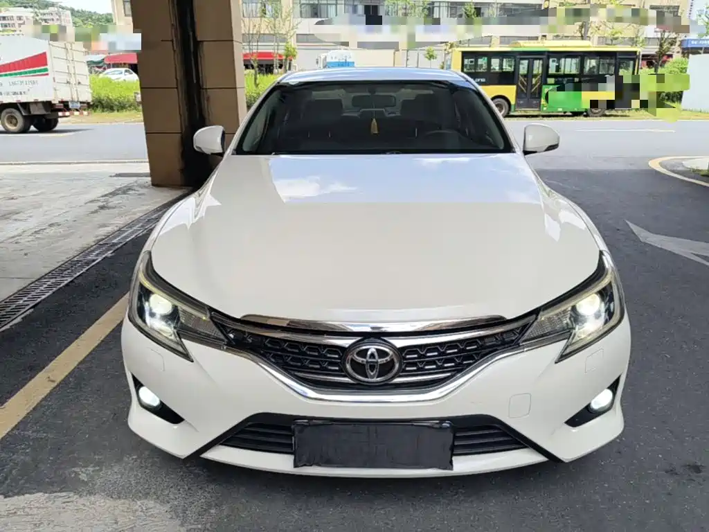 Toyota Reiz 2017