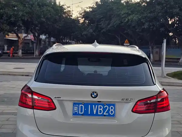 BMW 2 Series Station Wagon 2016