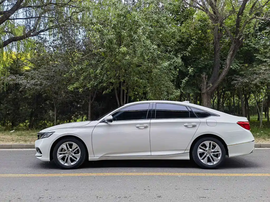 Honda Accord 2019 — фото 3