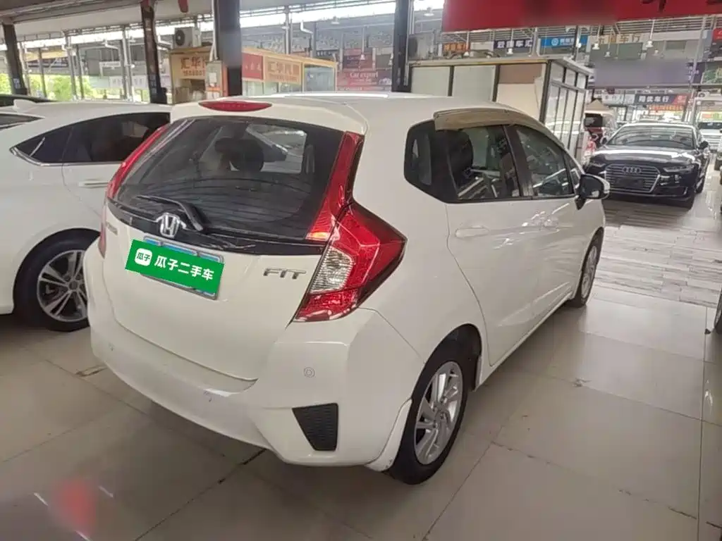 Honda Fit 2016