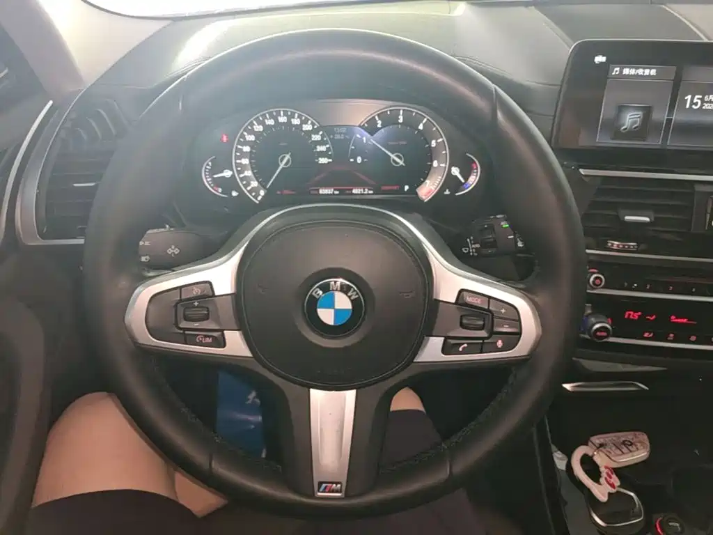 BMW X3 2018 — фото 11