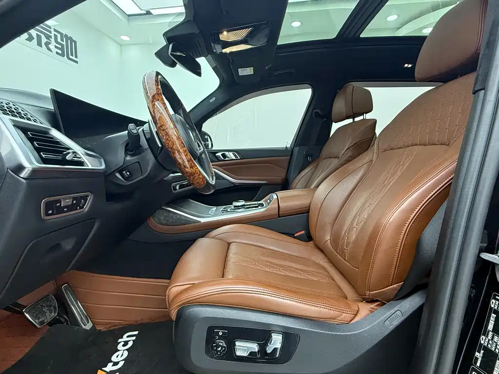 BMW X7 2023 — фото 20