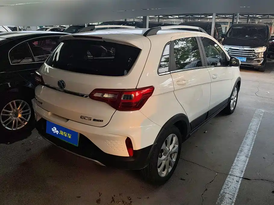 BAIC New Energy EC5 2021 — фото 3