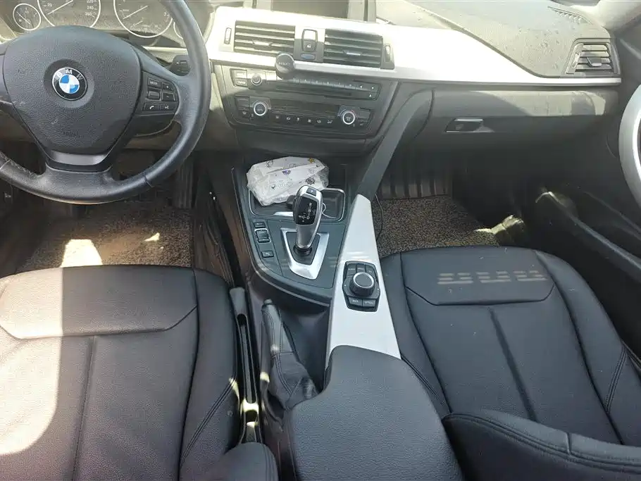 BMW 3 Series 2014 — фото 15