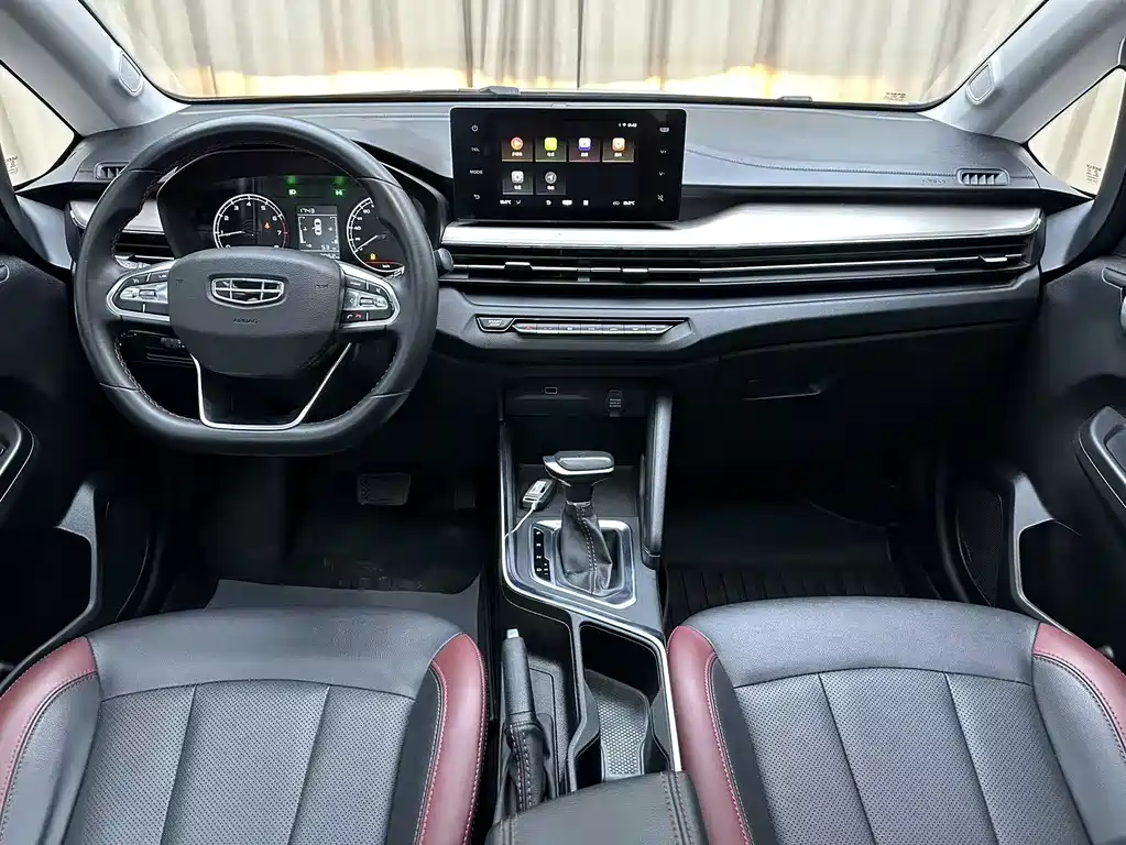 Geely Vision X3 2022 — фото 10