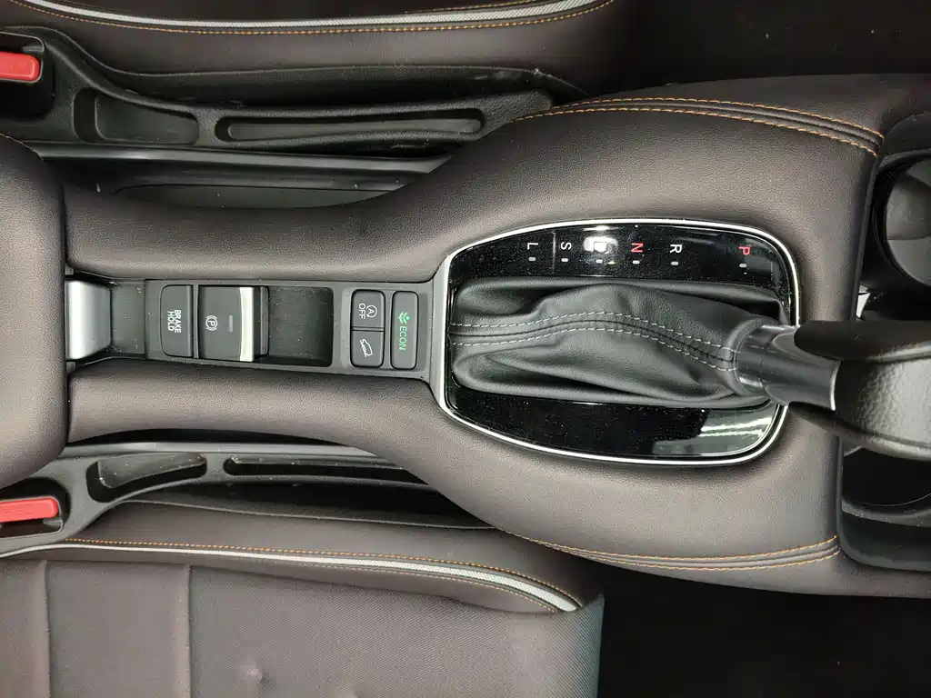 Honda ZR-V 2024 — фото 13