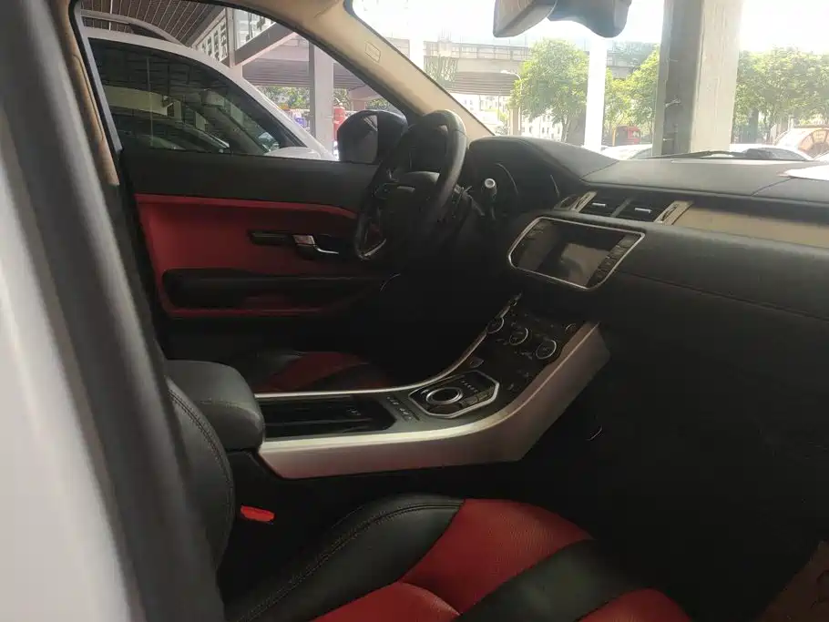 Land Rover Range Rover Evoque 2016 — фото 8