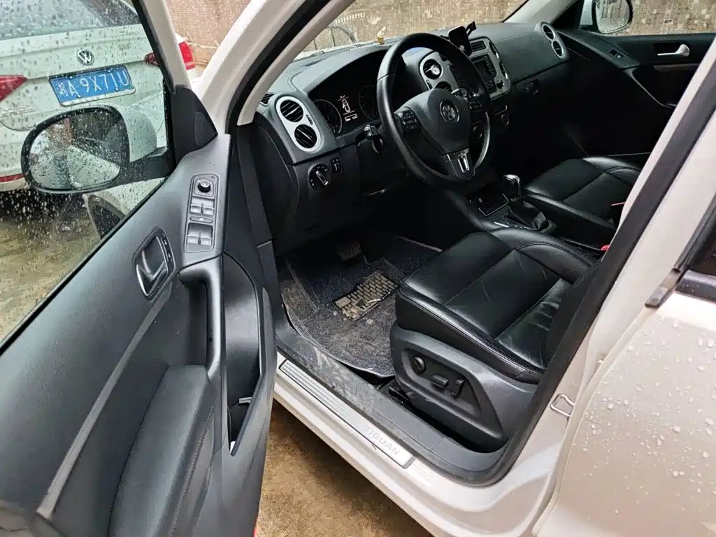 Volkswagen Tiguan 2015 — фото 14